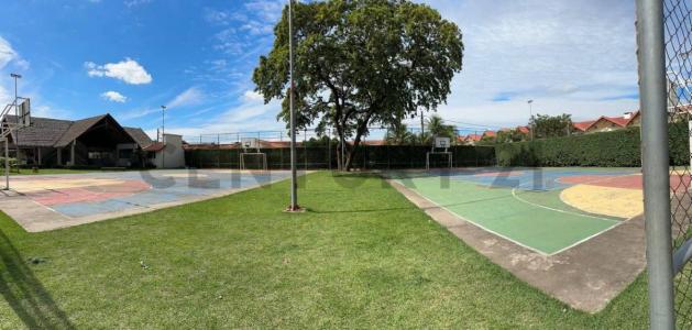 AV. VIRGEN DE COTOCA KM9 CONDOMINIO VILLA BORGHESE , Este, Santa Cruz 00001, Боливия