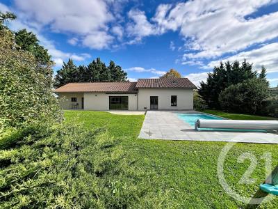 Mozac, Auvérnia 63200, França