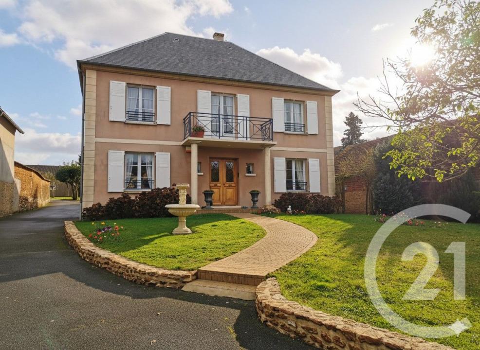 Epernon, Centro – Val De Loira 28230, Francia