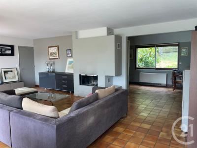 Montfaucon, 弗朗什-孔泰 25660, 法國