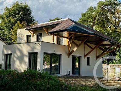 Pringy, Île-de-France 77310, France