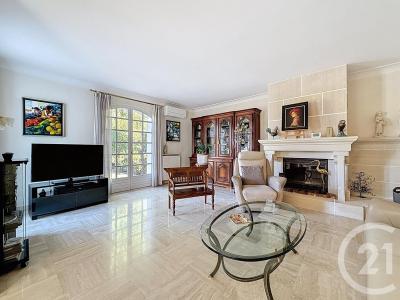 Ste Genevieve Des Bois, Ilha De França 91700, França