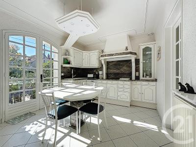 Ste Genevieve Des Bois, Ilha De França 91700, França