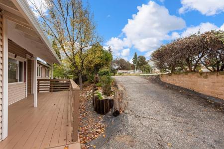 252 Poet Smith Drive, Auburn, カリフォルニア 95603, アメリカ合衆国