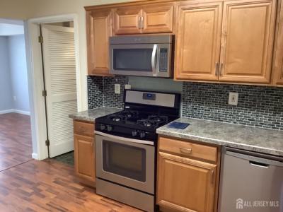 -404 Plymouth Road, North Brunswick, New Jersey 08902