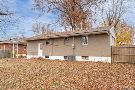 3133 Davis ave Avenue, Granite City, Illinois 62040, États-Unis