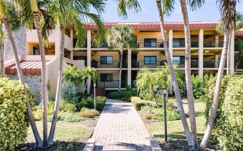 1060 PINELLAS BAYWAY S 106, St Petersburg, Florida 33715, Estados Unidos