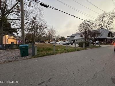 1115 Desoto Street lot: 5, Ocean Springs, Mississippi 39564