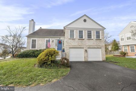 48 Mcpherson Circle, Sterling, 維吉尼亞州 20165, 美國