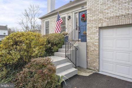 48 Mcpherson Circle, Sterling, 維吉尼亞州 20165, 美國