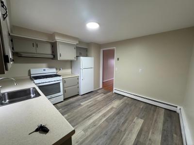 14 Concord Street D, Glastonbury, קונטיקט 06033, ארצות הברית של אמריקה