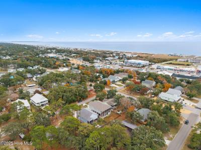 205 NE 59th Street, Oak Island, צפון קרוליינה 28465, ארצות הברית של אמריקה 