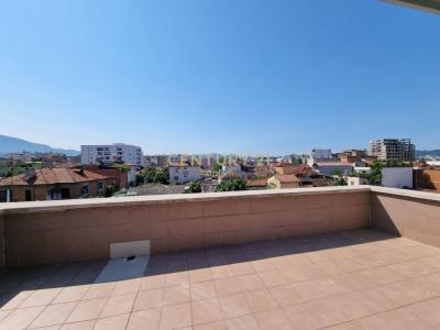 Xhamlliku, Tirana, Albania