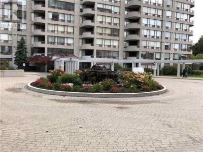 5785 YONGE STREET, Toronto (newtonbrook East), 安大略省 M2M 4J2, 加拿大