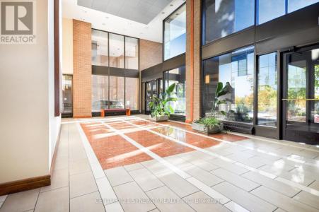 515 ST LAURENT BOULEVARD, Ottawa, Ontario K1K 3X5, Canada