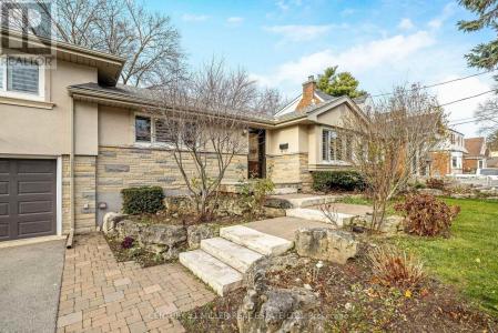 21 TOWNSEND AVENUE, Burlington (lasalle), Ontario L7T 1Y5, Canada