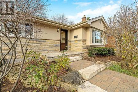 21 TOWNSEND AVENUE, Burlington (lasalle), Ontario L7T 1Y5, Canada