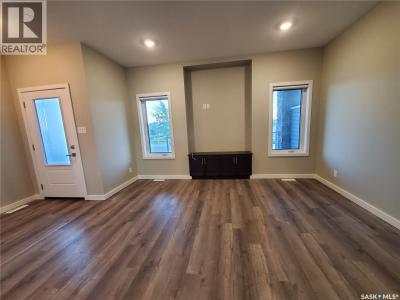 553 DOUGLAS DRIVE, Swift Current, Saskatchewan S9H 5R6, Canada