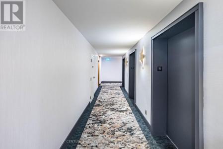 195 WYNFORD DRIVE, Toronto (flemingdon Park), 온타리오주 M3C 3P3, 캐나다