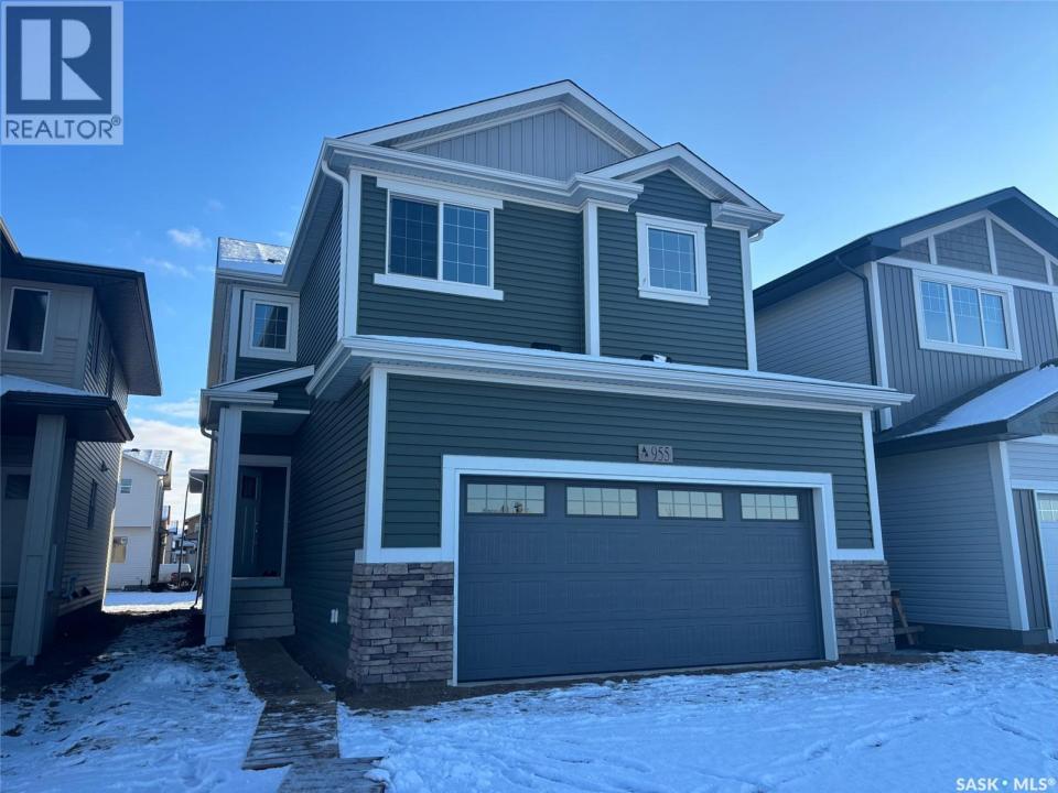 955 TRAEGER MANOR, Saskatoon, Saskatchewan S7V 1V8, Canada