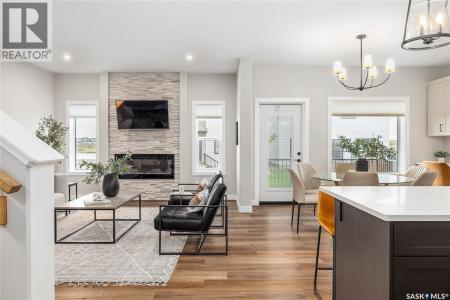 955 TRAEGER MANOR, Saskatoon, Saskatchewan S7V 1V8, Canada