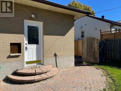 334 STEVENSON ROAD NORTH, Oshawa (mclaughlin), 安大略省 L1J 5N2, 加拿大