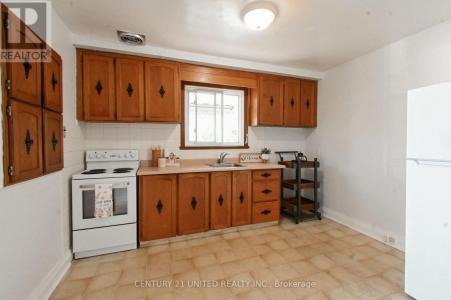 567 O'CONNELL ROAD, Peterborough (otonabee Ward 1), Ontario K9J 4E2, Canada