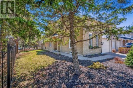 58 HEATHCLIFFE SQUARE, Brampton (central Park), Ontario L6S 5R5, Canada