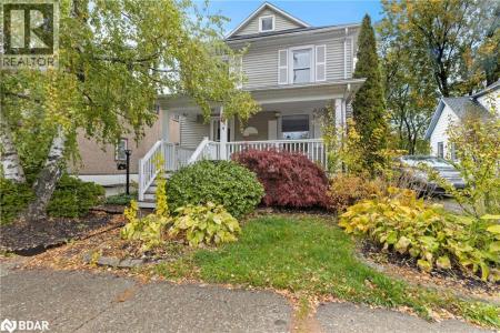 16 LOCUST STREET, Welland, Ontario L3C 4J2, Canada