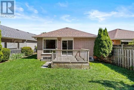 931 RALPHSON CRESCENT, Peterborough (otonabee Ward 1), Ontario K9J 8R5, Canada