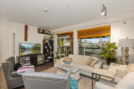 32445 SIMON AVENUE, Abbotsford, British Columbia V2T 0G7, Canada