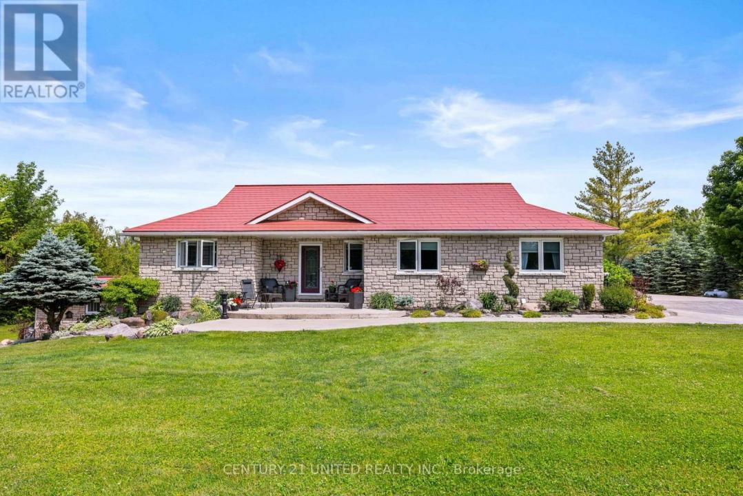 310 VINER LINE, Selwyn, Ontario K0L 1T0, Canadá