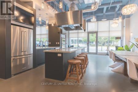 100 BOND STREET EAST, Oshawa (central), Ontario L1G 0B7, Canadá