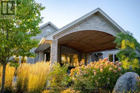 7 MAPLEHILL DRIVE, Cavan Monaghan (cavan-monaghan), Ontario K9J 0E5, Canada