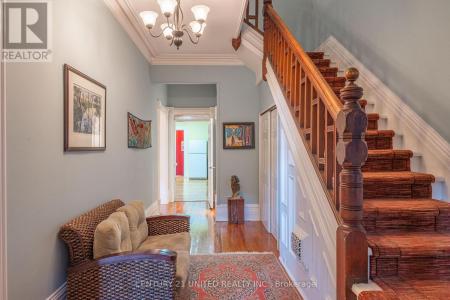 210 MCDONNEL STREET, Peterborough (town Ward 3), Ontario K9H 2V9, Canada