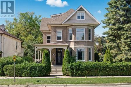 559 DOWNIE STREET, Peterborough (town Ward 3), Ontario K9H 4J7, Canada