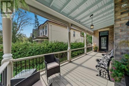 559 DOWNIE STREET, Peterborough (town Ward 3), Ontario K9H 4J7, Canada