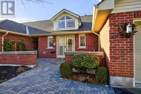 1121 ARMOUR ROAD, Peterborough (ashburnham Ward 4), 온타리오주 K9H 7N8, 캐나다