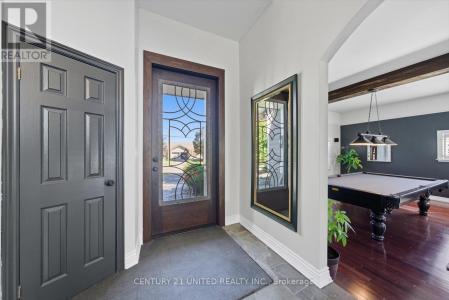 749 SPILLSBURY DRIVE, Peterborough (otonabee Ward 1), אונטריו K9K 1K9, קנדה