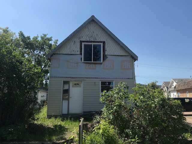 10306 101 STREET, Peace River, Alberta T8S 1K1, Canadá