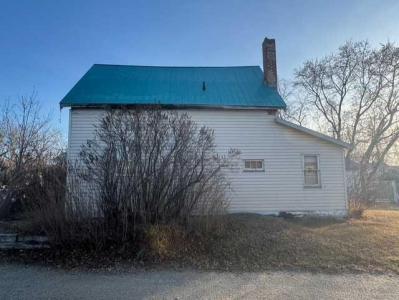 10306 101 STREET, Peace River, Alberta T8S 1K1, Canadá