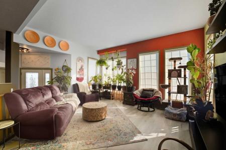 28 PARKSIDE CRESCENT, Blackfalds, Alberta T4M 0E9, Canada