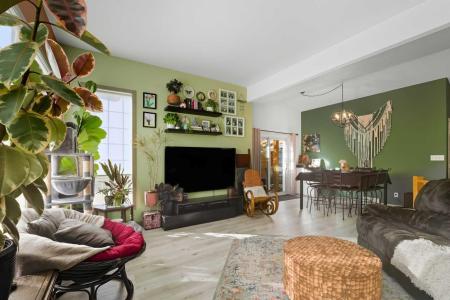 28 PARKSIDE CRESCENT, Blackfalds, Alberta T4M 0E9, Canada