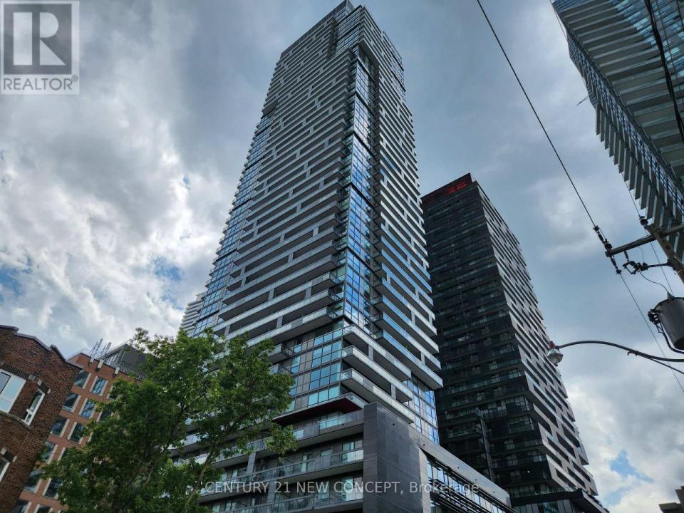 39 ROEHAMPTON AVENUE, Toronto (mount Pleasant West), Ontario M4P 1P9, Canada