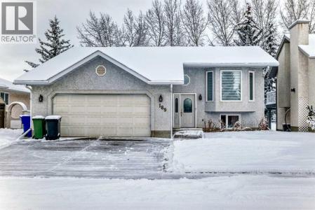 189 BALSAM CRESCENT, Olds, Alberta T4H 1M4, Canada