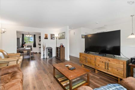 43 CIDER MAPLE DRIVE, Timberlea, Nova Scotia B3T 1K8, Canada