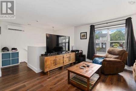 43 CIDER MAPLE DRIVE, Timberlea, Nova Scotia B3T 1K8, Canada