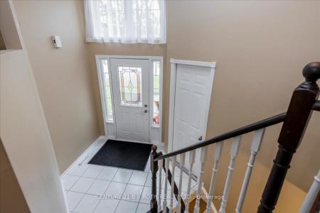 1082 KENSINGTON STREET, Innisfil, أونتاريو L9S 1V1, كندا 