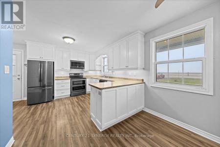 3354 QUEENS LINE, Whitewater Region, Ontario K0J 1V0, Kanada