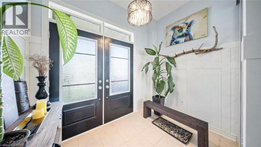 119 BARLOW PLACE, باريس, أونتاريو N3L 0G8, كندا